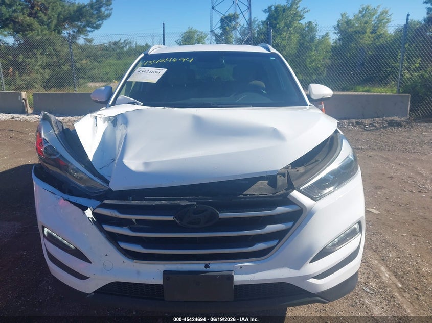 2017 Hyundai Tucson VIN KM8J3CA44HU464830 IAAI salvage auction — FRONT END, Salvage Title, sold $2,600 on 2026-07-28 (photo 6)