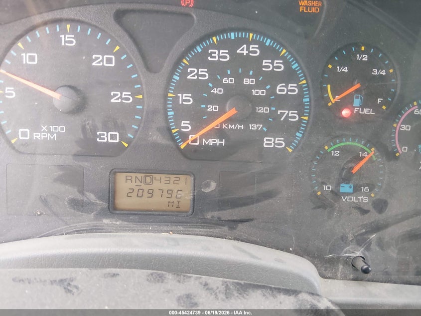 2002 International 4000 series VIN 1HTMNAAM82H550662 IAAI salvage auction — NORMAL WEAR, Clear (Nevada), sold $1,050 on 2026-07-10 (photo 5)