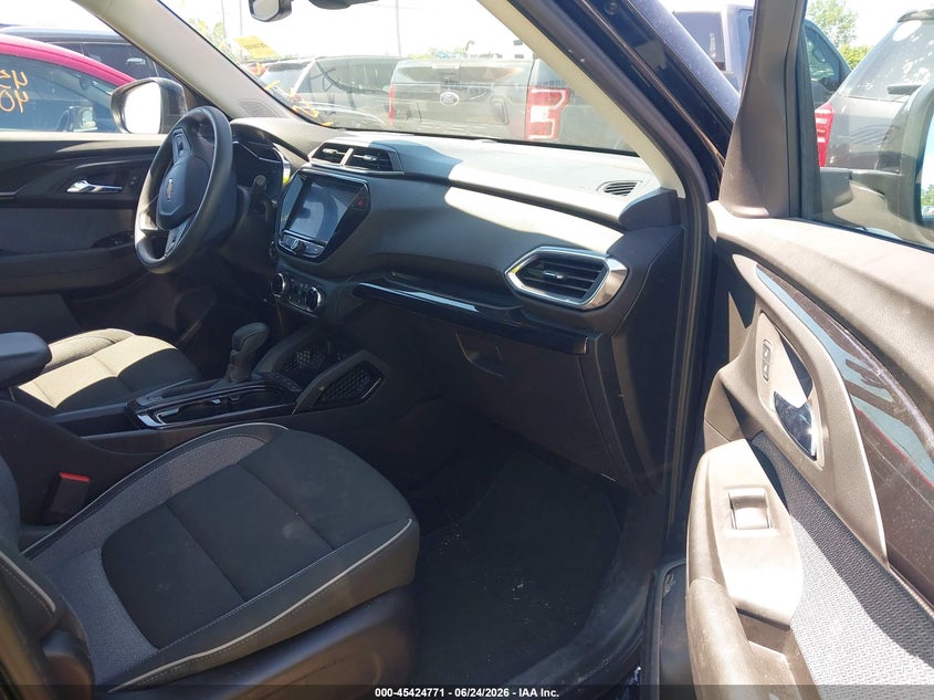 2022 Chevrolet Trailblazer VIN KL79MPSL0NB089640 IAAI salvage auction — HAIL, Salvage Title, sold $6,100 on 2026-07-17 (photo 5)