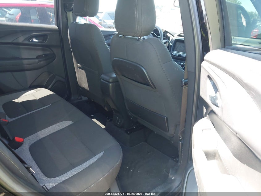 2022 Chevrolet Trailblazer VIN KL79MPSL0NB089640 IAAI salvage auction — HAIL, Salvage Title, sold $6,100 on 2026-07-17 (photo 8)