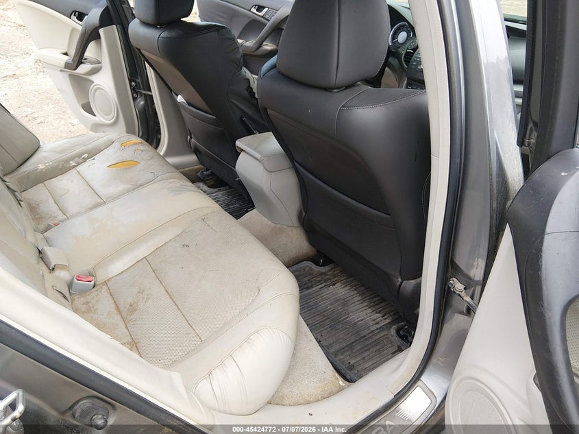 2009 Acura Tsx VIN JH4CU26619C036413 IAAI salvage auction — WATER/FLOOD, Salvage (Louisiana), sold $25 on 2026-07-29 (photo 8)