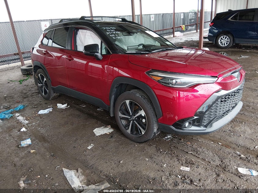 2025 Toyota Corolla cross VIN 7MUFBABG4SV083295 — IAAI salvage auction photo