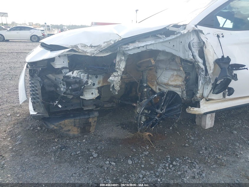 2025 Toyota Camry VIN 4T1DAACK2SU537980 IAAI salvage auction — LEFT FRONT, Salvage (Arkansas), sold $8,600 on 2026-08-01 (photo 6)