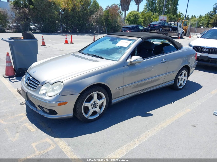 2005 Mercedes-benz Clk-klasse VIN WDBTK75J65F137142 IAAI salvage auction — NORMAL WEAR, Salvage (California), sold $1,200 on 2026-07-06 (photo 2)