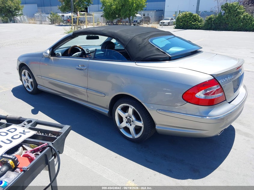 2005 Mercedes-benz Clk-klasse VIN WDBTK75J65F137142 IAAI salvage auction — NORMAL WEAR, Salvage (California), sold $1,200 on 2026-07-06 (photo 3)
