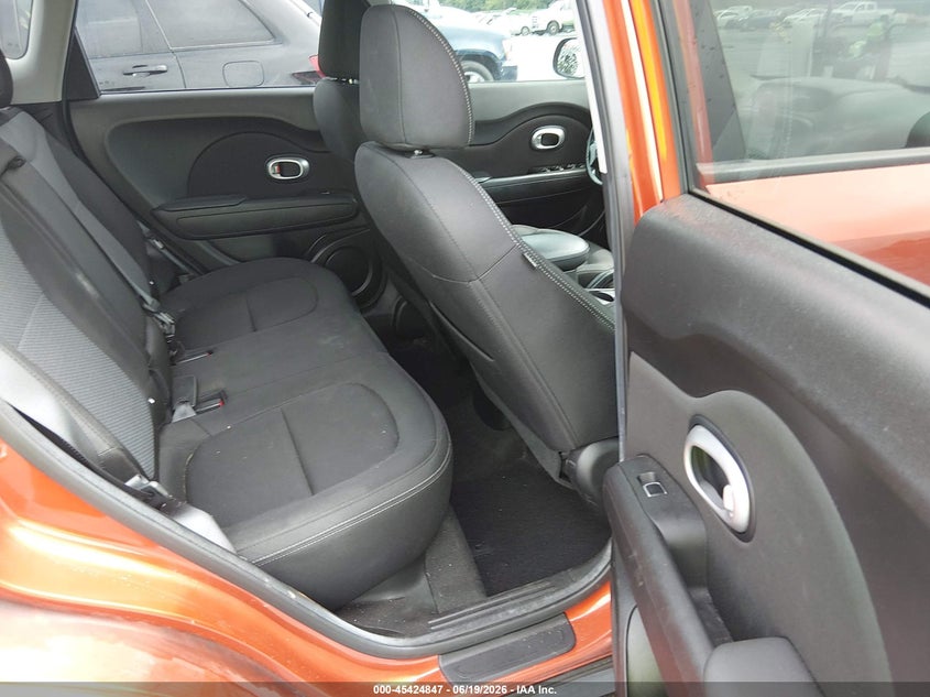 2019 Kia Soul VIN KNDJP3A50K7629893 IAAI salvage auction — REAR END, Salvage Title, sold $550 on 2026-07-29 (photo 8)