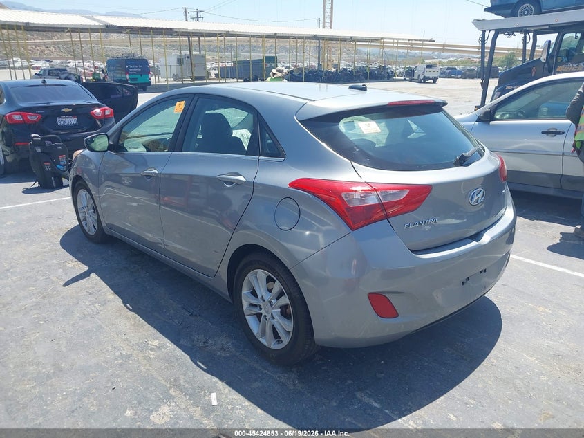 2014 Hyundai Elantra VIN KMHD35LH3EU211793 IAAI salvage auction — RIGHT FRONT, Salvage Title, sold $525 on 2026-07-22 (photo 3)