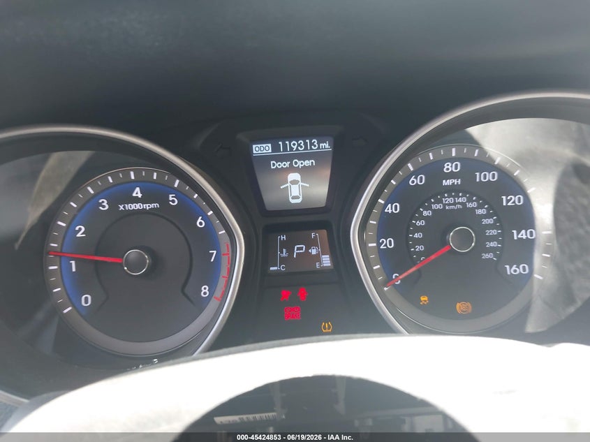 2014 Hyundai Elantra VIN KMHD35LH3EU211793 IAAI salvage auction — RIGHT FRONT, Salvage Title, sold $525 on 2026-07-22 (photo 7)