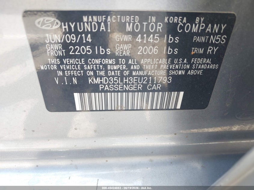 2014 Hyundai Elantra VIN KMHD35LH3EU211793 IAAI salvage auction — RIGHT FRONT, Salvage Title, sold $525 on 2026-07-22 (photo 9)