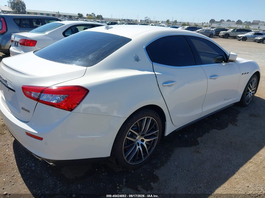 2015 Maserati Ghibli VIN ZAM57XSA0F1131895 IAAI salvage auction — NORMAL WEAR, Clear - Dealer Only (California), sold $1,600 on 2026-07-29 (photo 4)