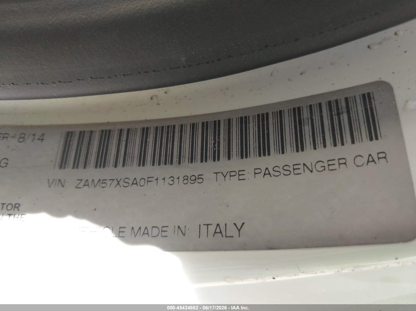 2015 Maserati Ghibli VIN ZAM57XSA0F1131895 IAAI salvage auction — NORMAL WEAR, Clear - Dealer Only (California), sold $1,600 on 2026-07-29 (photo 9)