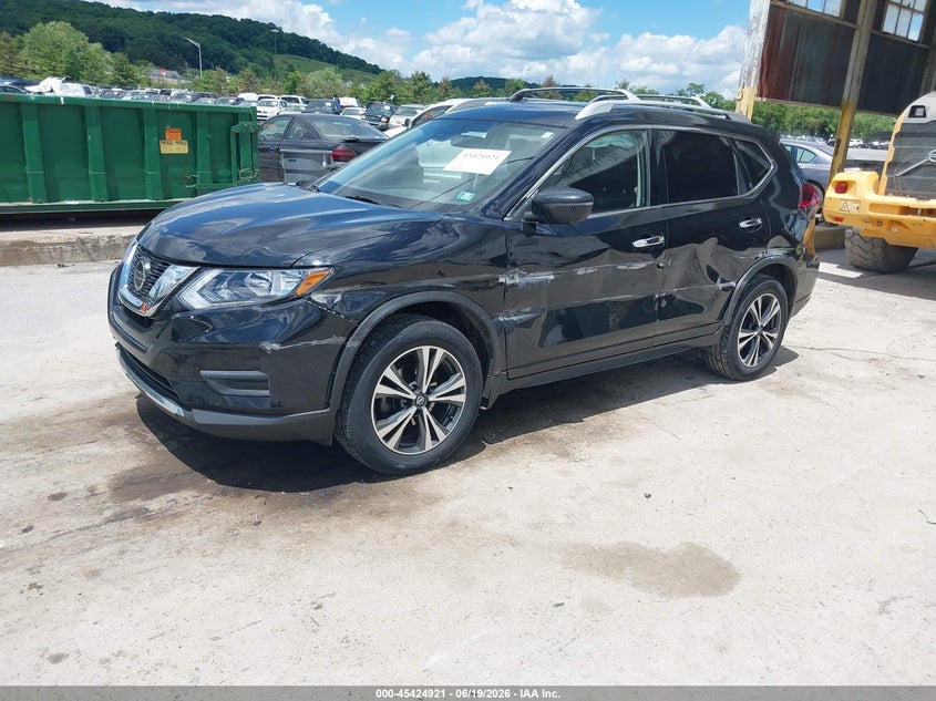 2019 Nissan Rogue VIN JN8AT2MV5KW400704 IAAI salvage auction — SIDE, Salvage (Pennsylvania), sold $3,700 on 2026-07-10 (photo 2)