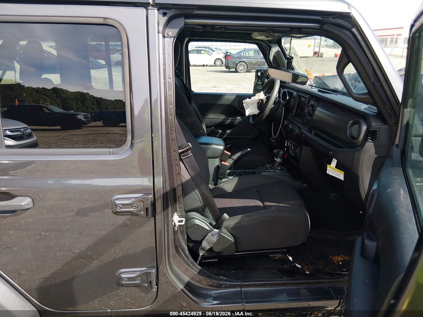2023 Jeep Wrangler / VIN 1C4HJXDG2PW593125 IAAI salvage auction — FRONT END, Salvage Title, sold $3,900 on 2026-07-25 (photo 5)