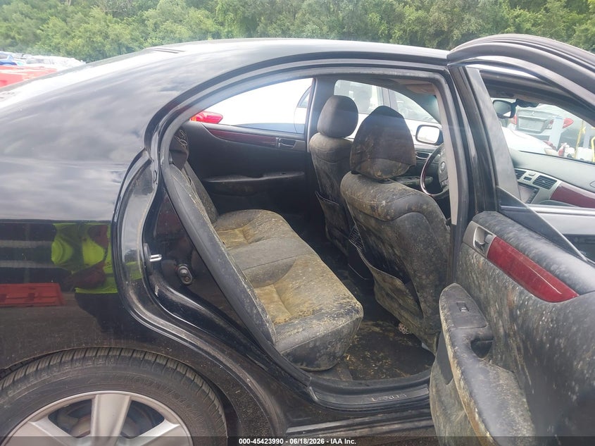 2005 Lexus Es 330 VIN JTHBA30G055128106 IAAI salvage auction — UNDERCARRIAGE, Clear (Missouri), sold $500 on 2026-07-29 (photo 8)
