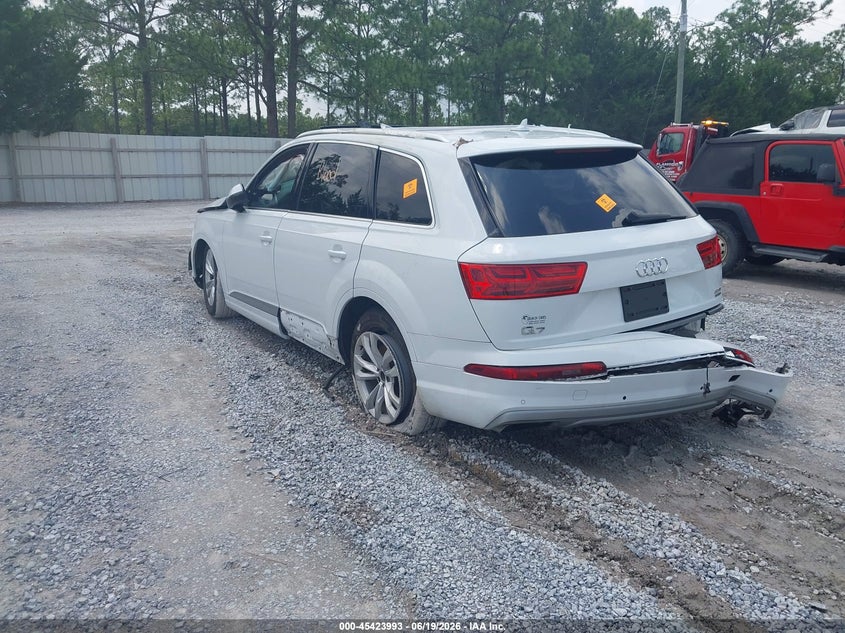 2017 Audi Q7 VIN WA1LAAF78HD027420 IAAI salvage auction — ROLLOVER, Salvage Title, sold $1,600 on 2026-09-05 (photo 3)