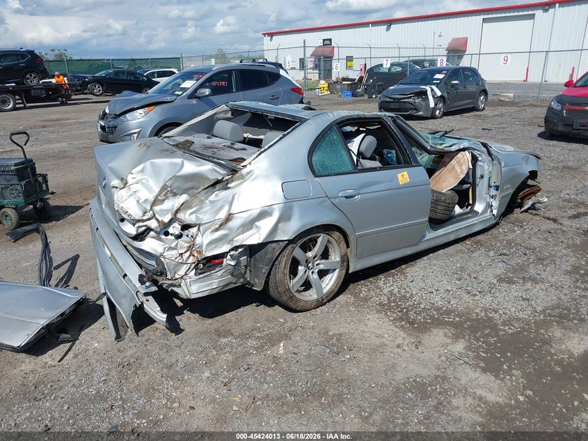 2002 BMW 5 series VIN WBADT63472CH89789 IAAI salvage auction — ROLLOVER, Mv-907A (New York), sold $400 on 2026-08-18 (photo 4)