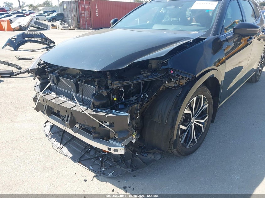 2025 Toyota Crown signia VIN JTDACAAJ5S3002790 IAAI salvage auction — FRONT END, Salvage Title, sold $13,800 on 2026-07-20 (photo 6)