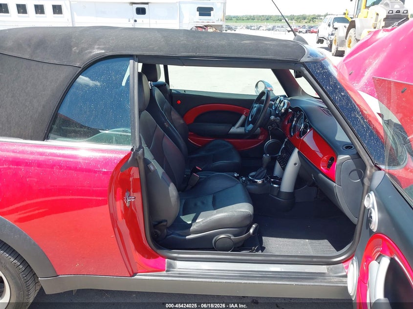 2005 Mini Cooper VIN WMWRF33405TG10119 IAAI salvage auction — FRONT END, Certificate Of Title (Nebraska), sold $800 on 2026-08-06 (photo 5)