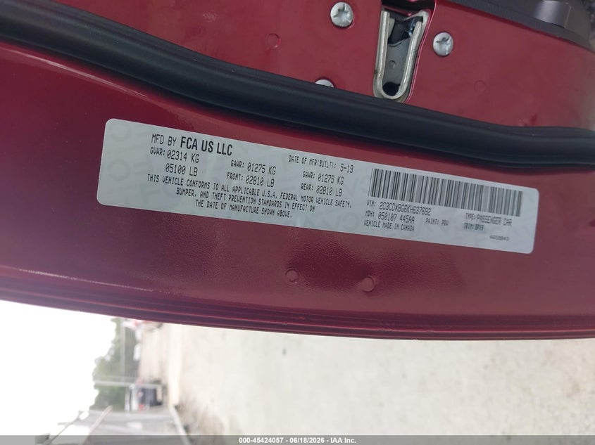 2019 Dodge Charger VIN 2C3CDXBG6KH637692 IAAI salvage auction — REAR END, Salvage Title, sold $3,700 on 2026-08-01 (photo 9)