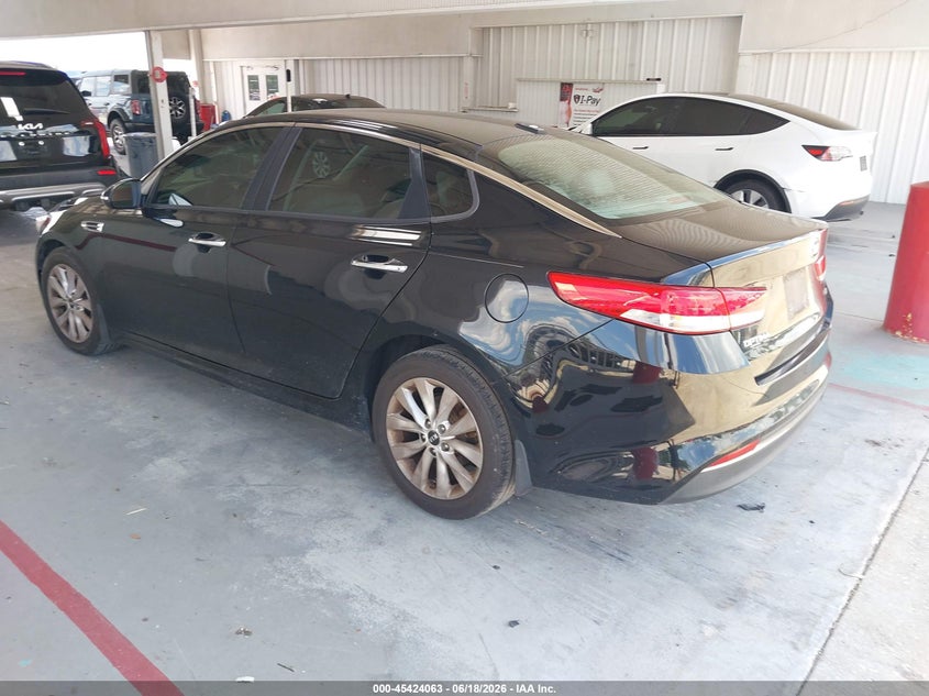 2016 Kia Optima VIN 5XXGU4L3XGG064068 IAAI salvage auction — RIGHT SIDE, Rebuildable (Florida), sold $1,050 on 2026-07-22 (photo 3)