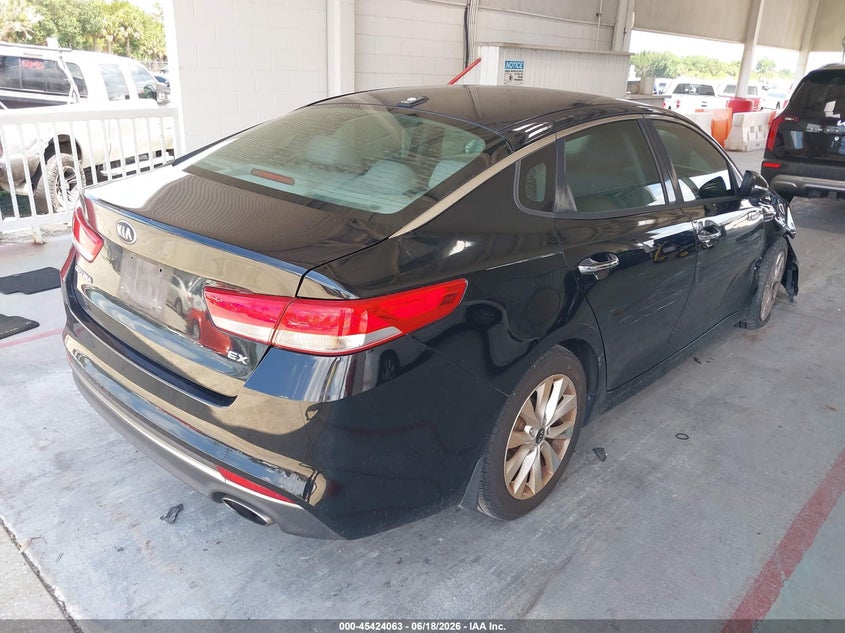 2016 Kia Optima VIN 5XXGU4L3XGG064068 IAAI salvage auction — RIGHT SIDE, Rebuildable (Florida), sold $1,050 on 2026-07-22 (photo 4)