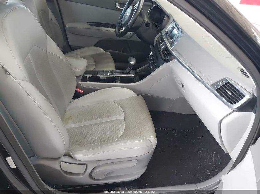 2016 Kia Optima VIN 5XXGU4L3XGG064068 IAAI salvage auction — RIGHT SIDE, Rebuildable (Florida), sold $1,050 on 2026-07-22 (photo 5)