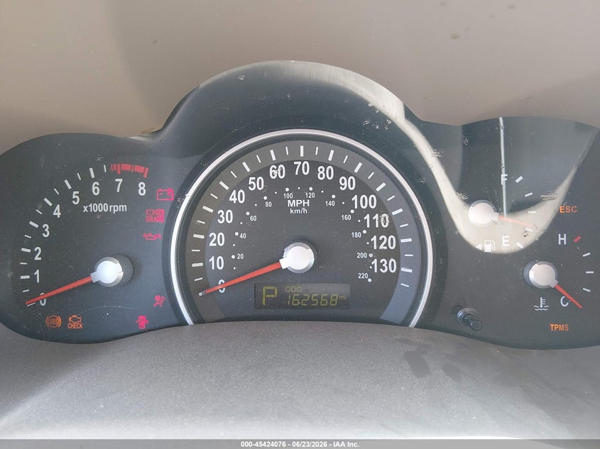 2014 Kia SEDONA VIN KNDMH4C76E6565576 IAAI salvage auction — NORMAL WEAR, Clear (Wisconsin), sold $100 on 2026-07-22 (photo 7)