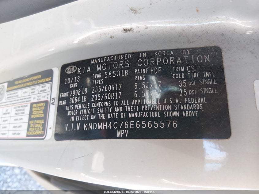 2014 Kia SEDONA VIN KNDMH4C76E6565576 IAAI salvage auction — NORMAL WEAR, Clear (Wisconsin), sold $100 on 2026-07-22 (photo 9)