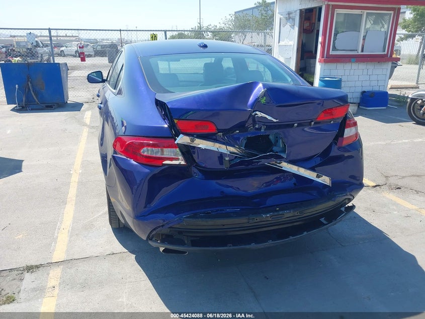 2010 Jaguar Xf VIN SAJWA0GB6ALR57197 IAAI salvage auction — REAR END, Salvage (California), sold $1,425 on 2026-07-20 (photo 6)