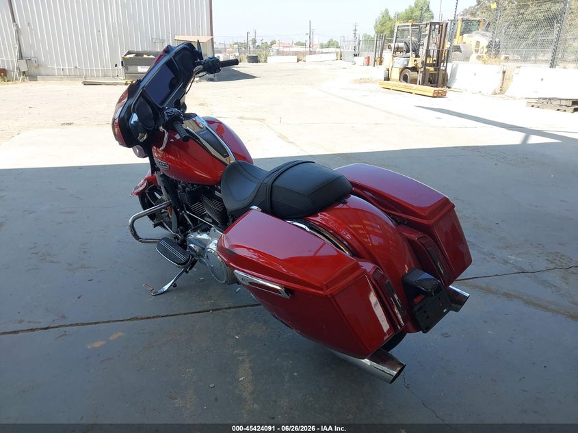 2025 Harley-davidson Street glide VIN 1HD1KB727SB632050 IAAI salvage auction — FRONT END, Salvage Title, sold $9,750 on 2026-07-28 (photo 3)