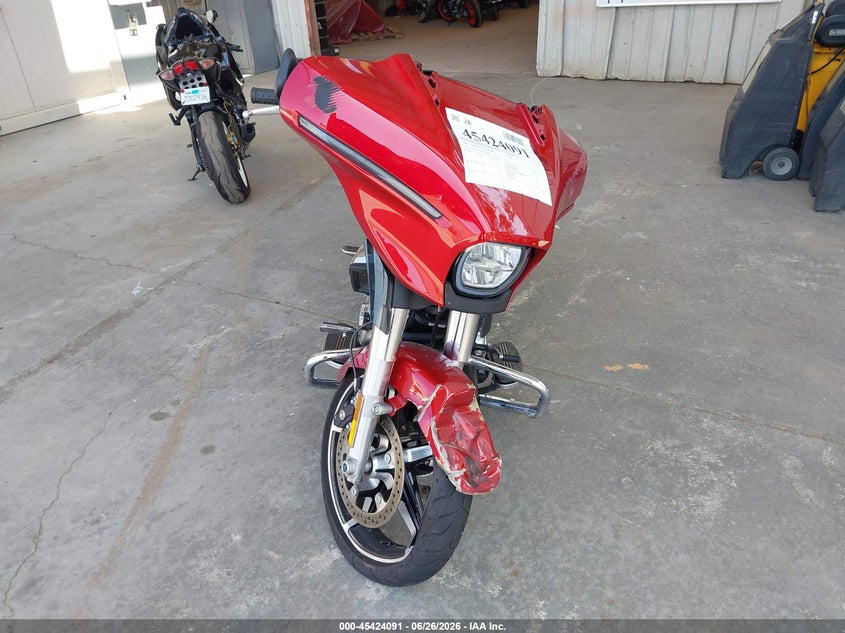 2025 Harley-davidson Street glide VIN 1HD1KB727SB632050 IAAI salvage auction — FRONT END, Salvage Title, sold $9,750 on 2026-07-28 (photo 5)