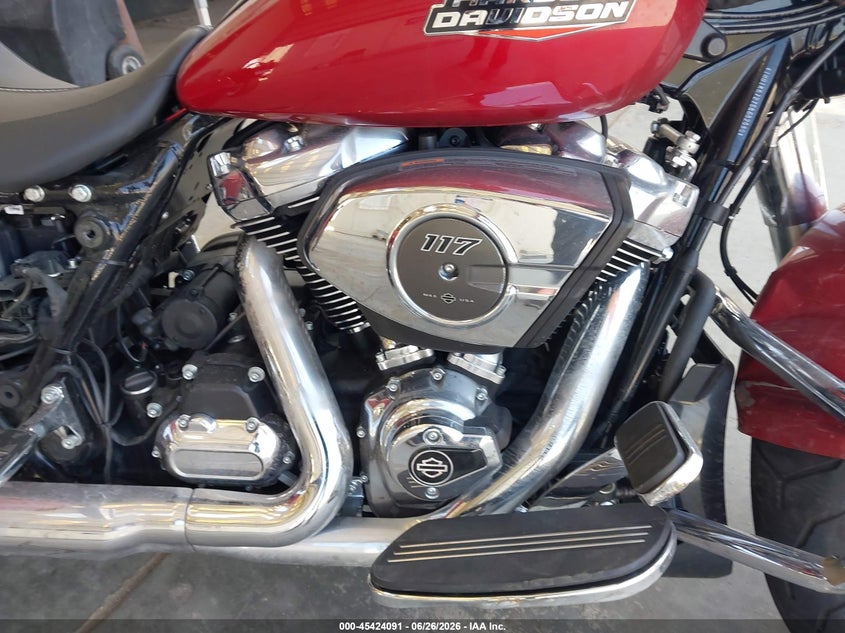 2025 Harley-davidson Street glide VIN 1HD1KB727SB632050 IAAI salvage auction — FRONT END, Salvage Title, sold $6,900 on 2026-07-28 (photo 8)