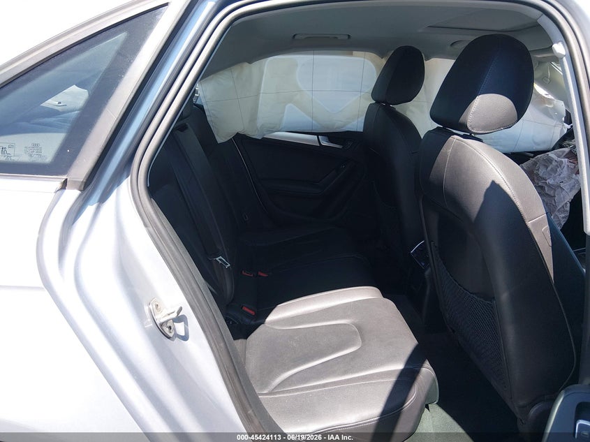 2015 Audi A4 VIN WAUAFAFL4FN005060 IAAI salvage auction — NORMAL WEAR, Clear (Nevada), sold $150 on 2026-07-17 (photo 8)