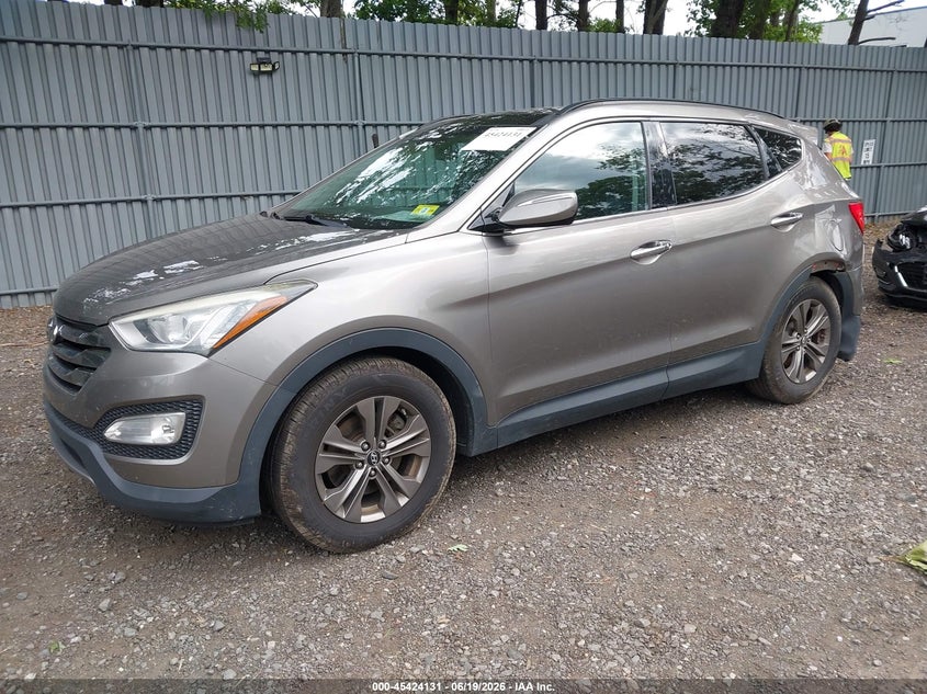 2014 Hyundai Santa fe VIN 5XYZUDLB8EG220200 IAAI salvage auction — REAR END, Salvage (New Jersey), sold $25 on 2026-07-29 (photo 2)