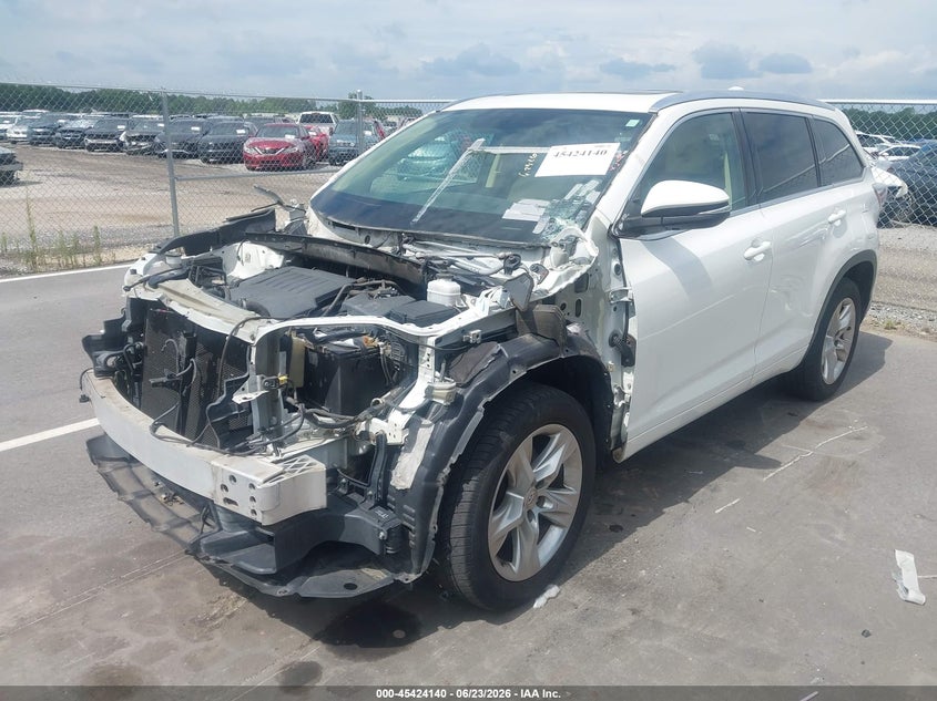2015 Toyota Highlander VIN 5TDYKRFH8FS040315 IAAI salvage auction — FRONT END, Salvage (North Carolina), sold $6,100 on 2026-07-08 (photo 2)