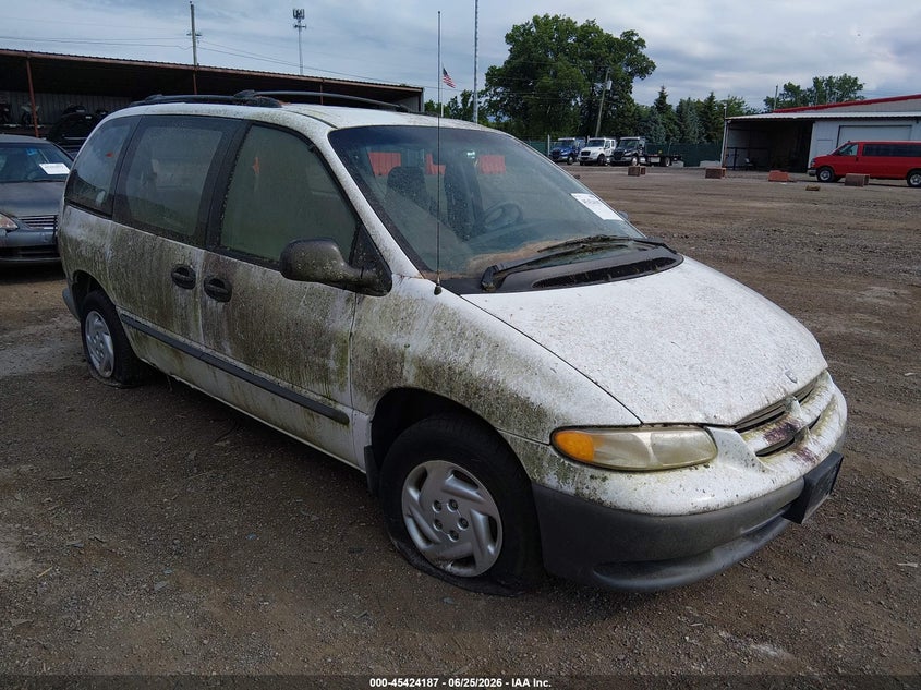 2000 Dodge Caravan VIN 2B4GP2537YR860193 IAAI salvage auction — NORMAL WEAR, Original (Ohio), sold $250 on 2026-07-08 (photo 1)