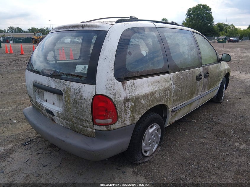 2000 Dodge Caravan VIN 2B4GP2537YR860193 IAAI salvage auction — NORMAL WEAR, Original (Ohio), sold $250 on 2026-07-08 (photo 4)