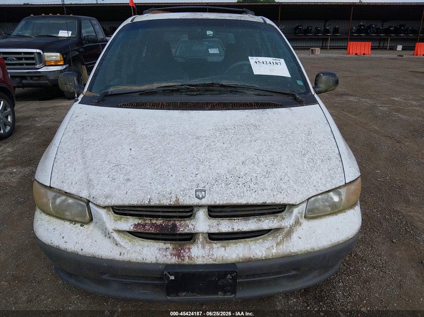2000 Dodge Caravan VIN 2B4GP2537YR860193 IAAI salvage auction — NORMAL WEAR, Original (Ohio), sold $250 on 2026-07-08 (photo 6)