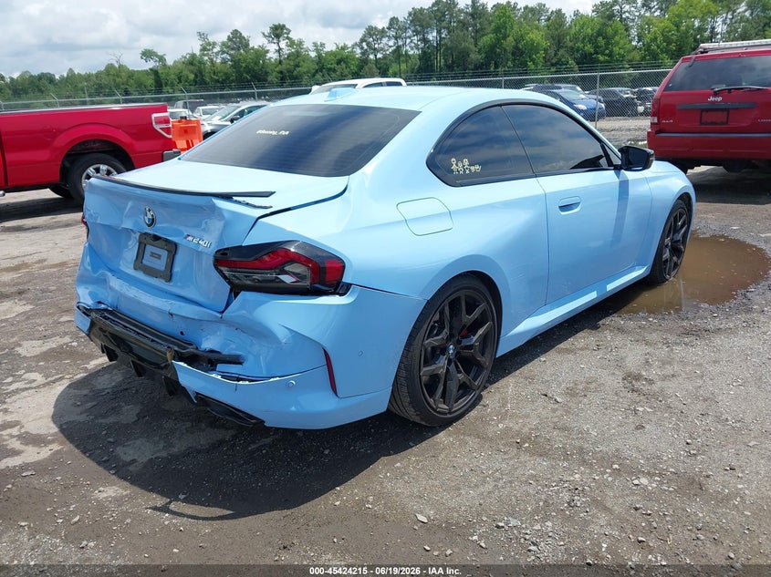 2025 BMW 2er VIN 3MW43CM05S8F24979 IAAI salvage auction — REAR END, Salvage Title, sold $19,300 on 2026-07-26 (photo 4)