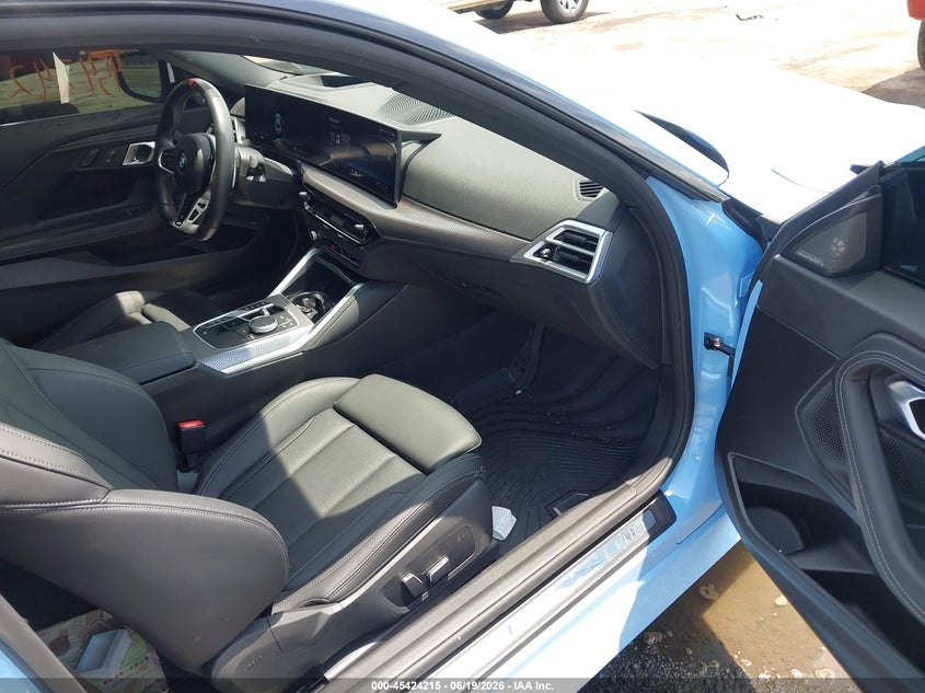 2025 BMW 2er VIN 3MW43CM05S8F24979 IAAI salvage auction — REAR END, Salvage Title, sold $19,300 on 2026-07-26 (photo 5)