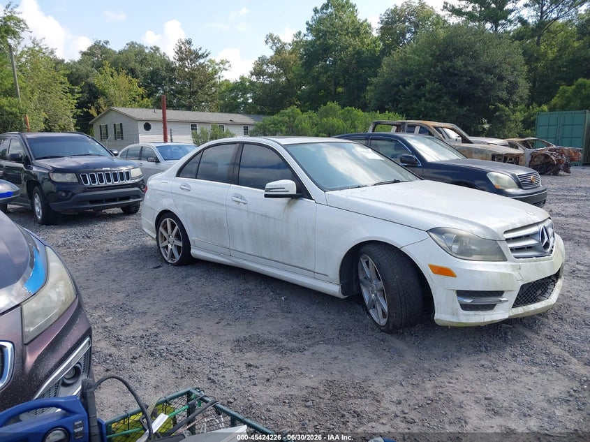 2013 Mercedes-benz C-klasse VIN WDDGF4HB5DR289569 IAAI salvage auction — FRONT END, Nrc Lienholder Repossession Paperwork (South Carolina), sold $500 on 2026-07-14 (photo 1)