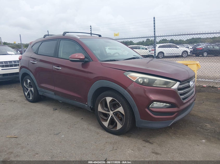 2016 Hyundai Tucson VIN KM8J33A20GU038422 IAAI salvage auction — NORMAL WEAR, Clear (Louisiana), sold $2,900 on 2026-07-20 (photo 1)