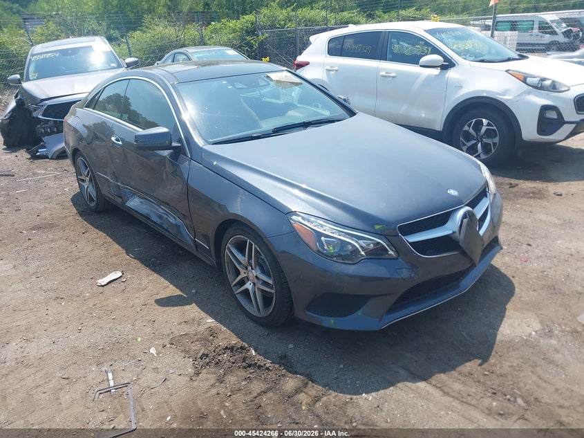 2014 Mercedes-benz E-klasse VIN WDDKJ8JB9EF269371 IAAI salvage auction — SIDE, Salvage Title, sold $1,725 on 2026-07-17 (photo 1)