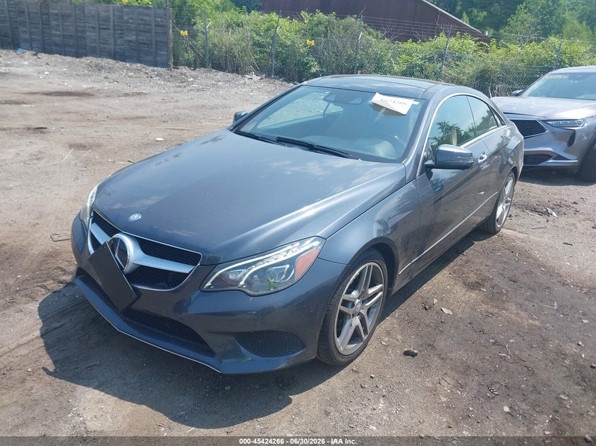 2014 Mercedes-benz E-klasse VIN WDDKJ8JB9EF269371 IAAI salvage auction — SIDE, Salvage Title, sold $1,725 on 2026-07-17 (photo 2)