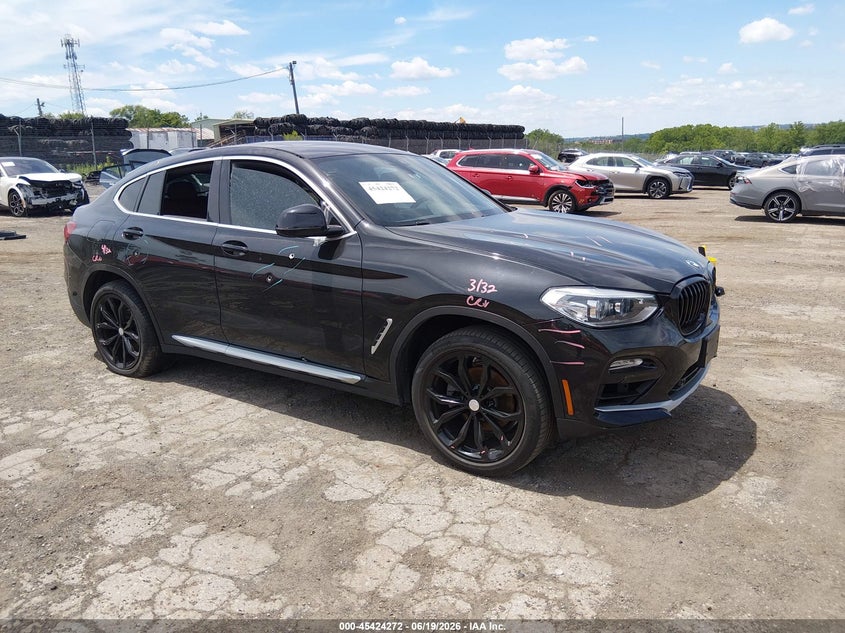 2019 BMW X4 VIN 5UXUJ3C52KLG56212 — IAAI salvage auction photo