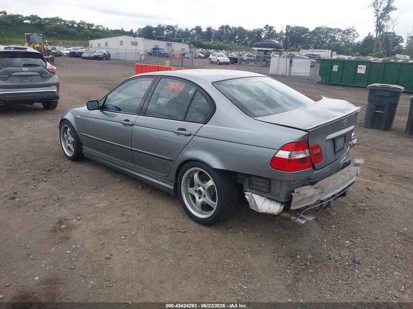 2005 BMW 3 series VIN WBAEV53405KM08400 IAAI salvage auction — REAR END, Salvage (Idaho), sold $825 on 2026-07-16 (photo 3)