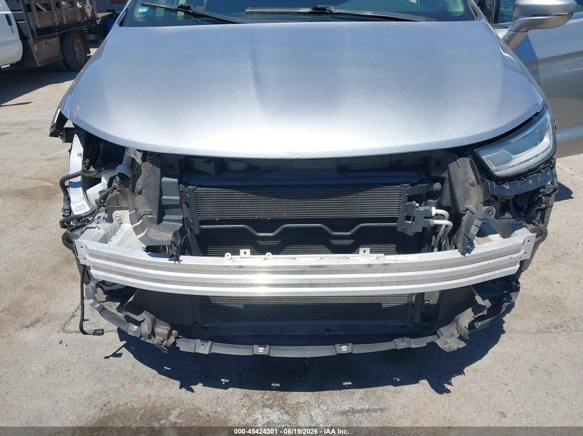 2021 Chrysler Pacifica VIN 2C4RC1FG4MR521548 IAAI salvage auction — FRONT END, Salvage (California), sold $10,100 on 2026-07-10 (photo 6)