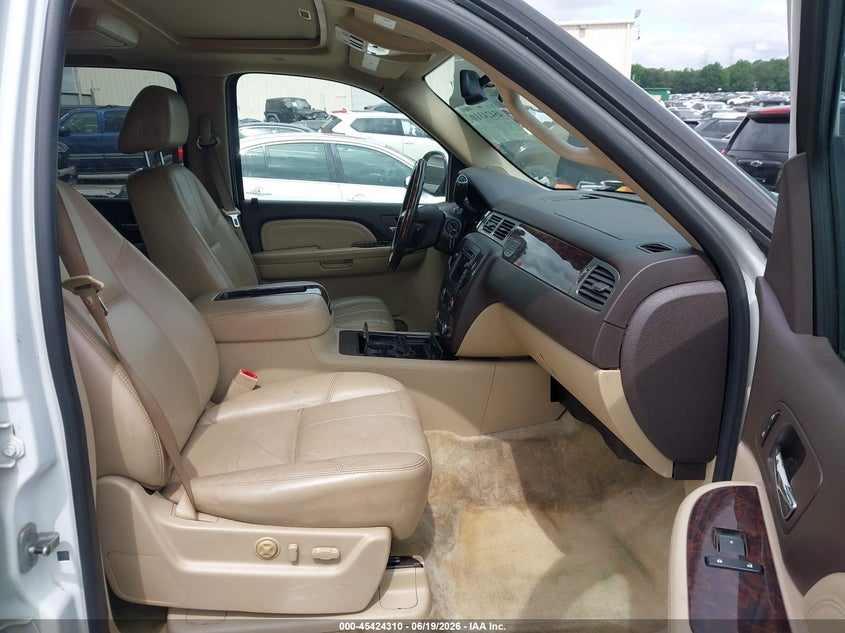 2007 Gmc Yukon VIN 1GKFK66897J355097 IAAI salvage auction — REAR END, Salvage (Georgia), sold $1,050 on 2026-07-19 (photo 5)