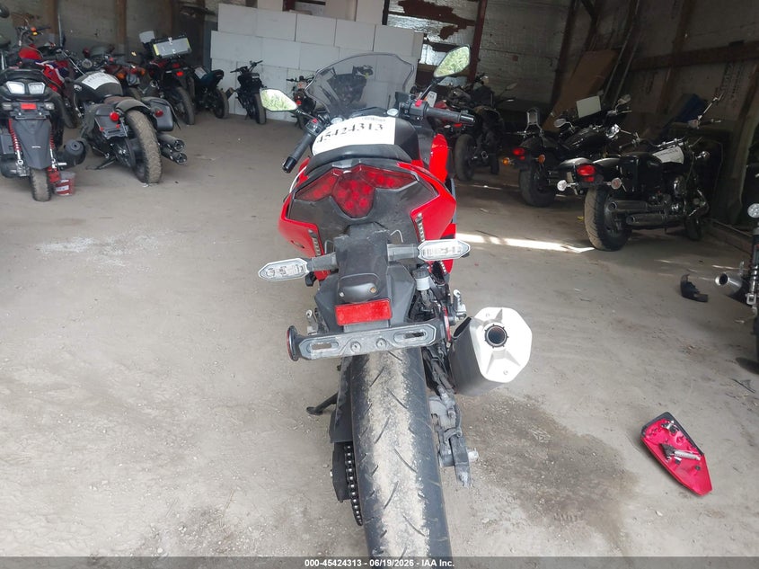 2025 Kawasaki Ninja VIN ML5EXGJ10SDA69538 IAAI salvage auction — FRONT END, Salvage - Greater Than 75% (Maryland), sold $2,100 on 2026-07-28 (photo 6)