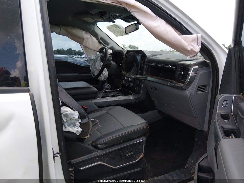 2022 Ford F-150 VIN 1FTFW1E87NFB22274 IAAI salvage auction — RIGHT FRONT, Wait Title, sold $11,000 on 2026-09-30 (photo 5)